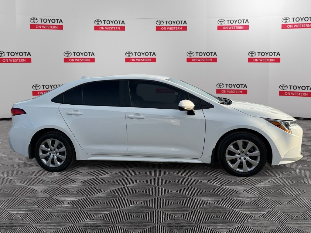 Used 2025 Toyota Corolla LE Sedan