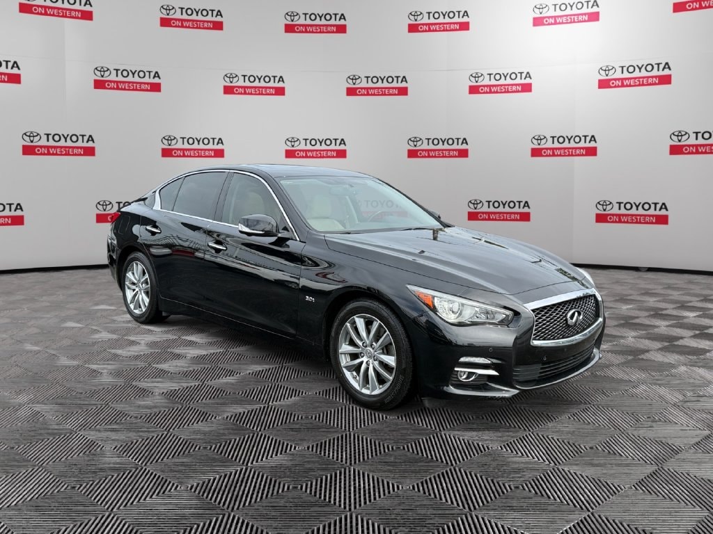Used 2017 INFINITI Q50 3.0t Premium Sedan