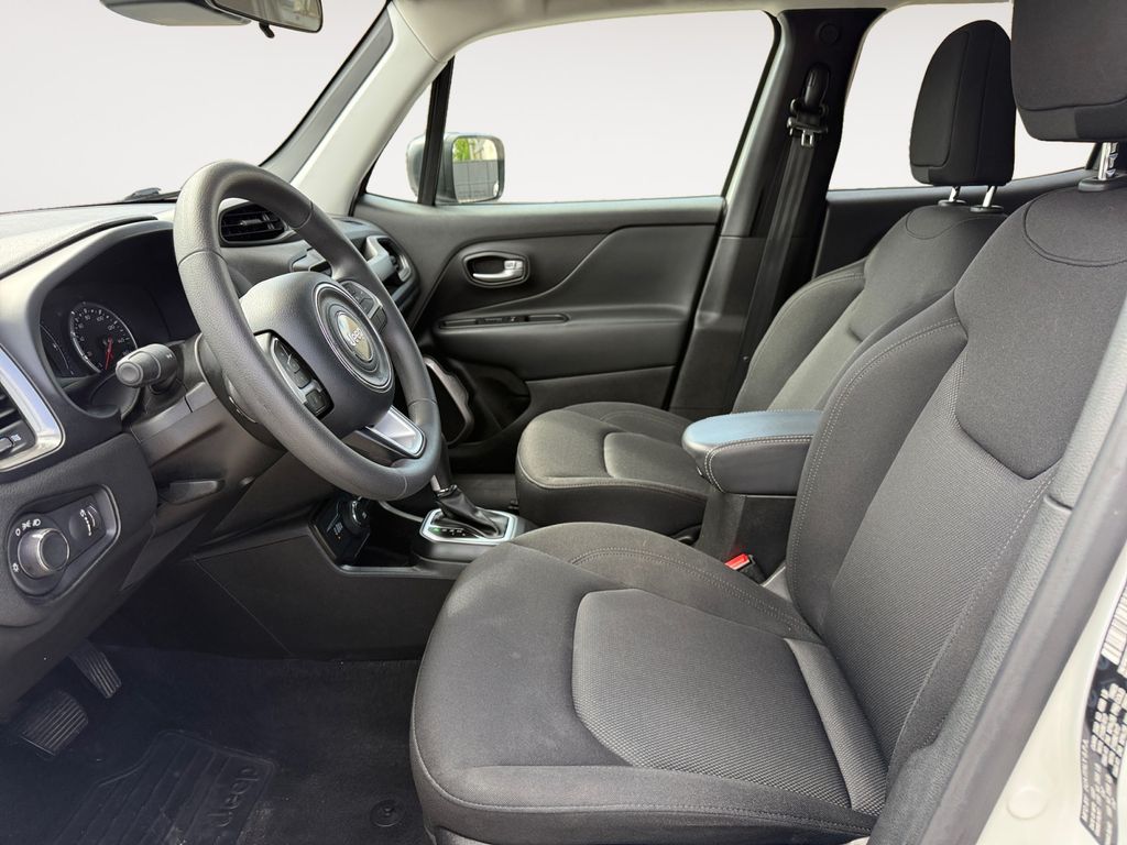 2023 Jeep Renegade Latitude - Photo 8