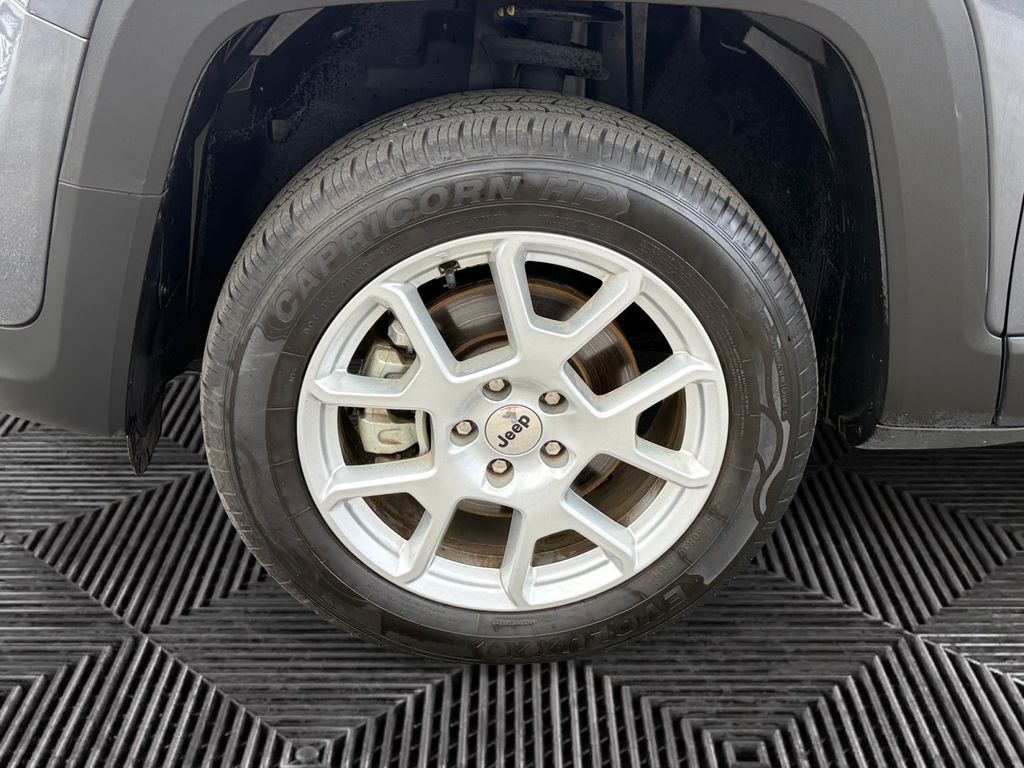 2023 Jeep Renegade Latitude - Photo 14