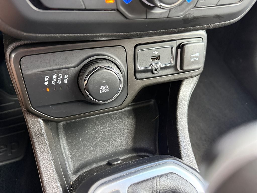 2023 Jeep Renegade Latitude - Photo 35