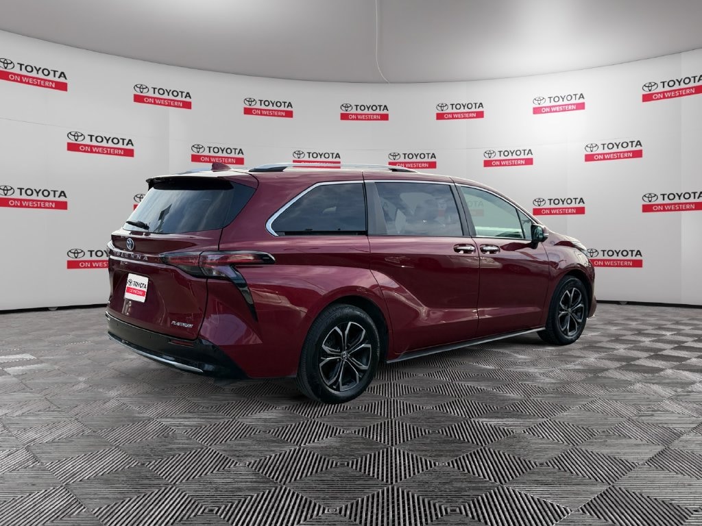 Certified 2025 Toyota Sienna Platinum Minivan/Van