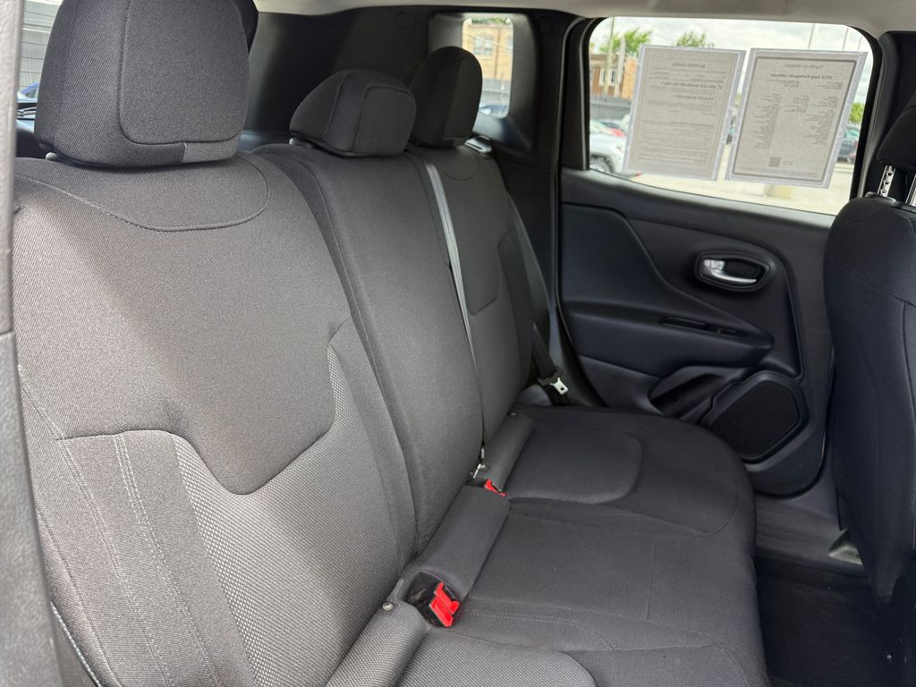 2023 Jeep Renegade Latitude - Photo 21