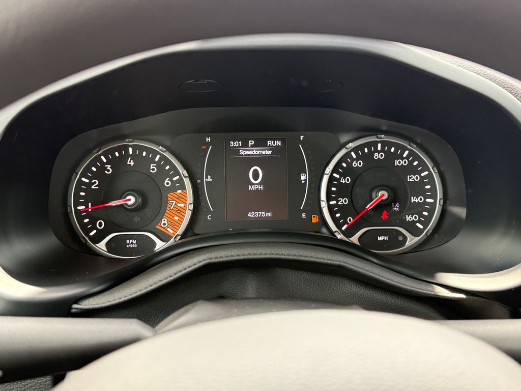 2023 Jeep Renegade Latitude - Photo 30