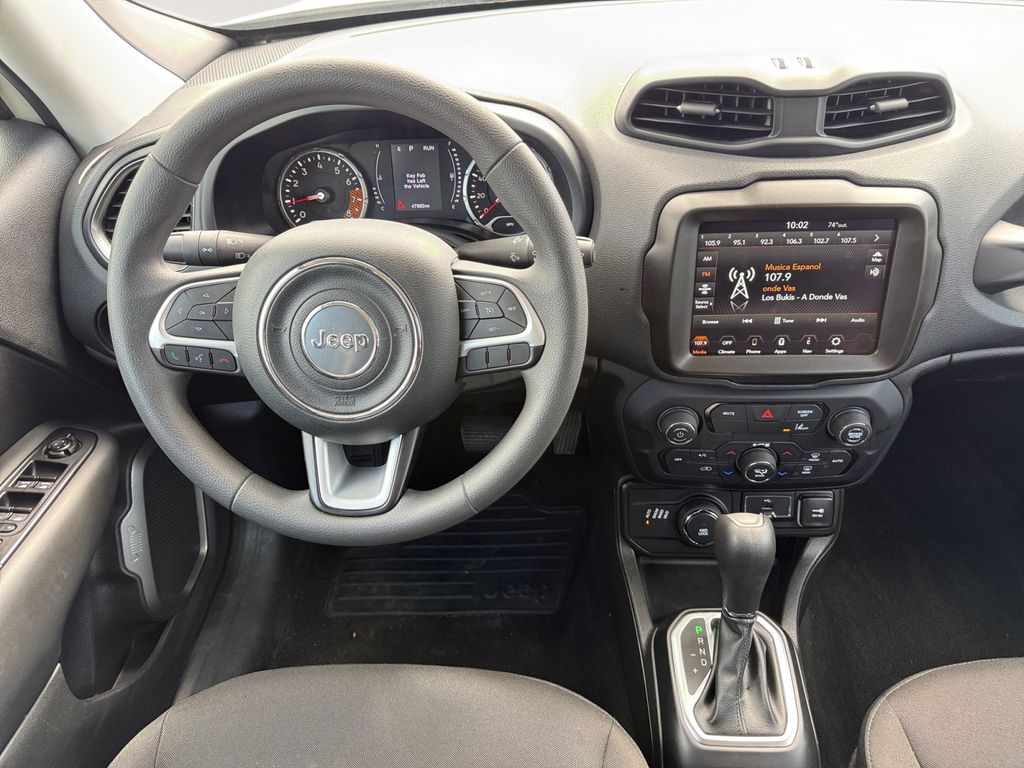 2023 Jeep Renegade Latitude - Photo 9