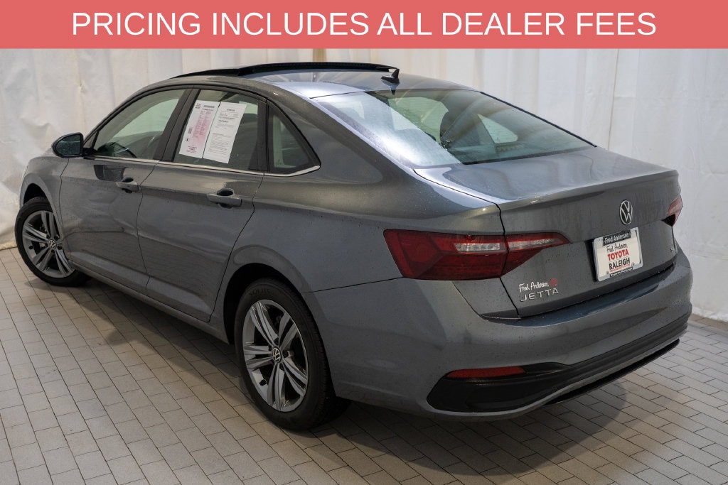 Used 2024 Volkswagen Jetta 1.5T SE Sedan