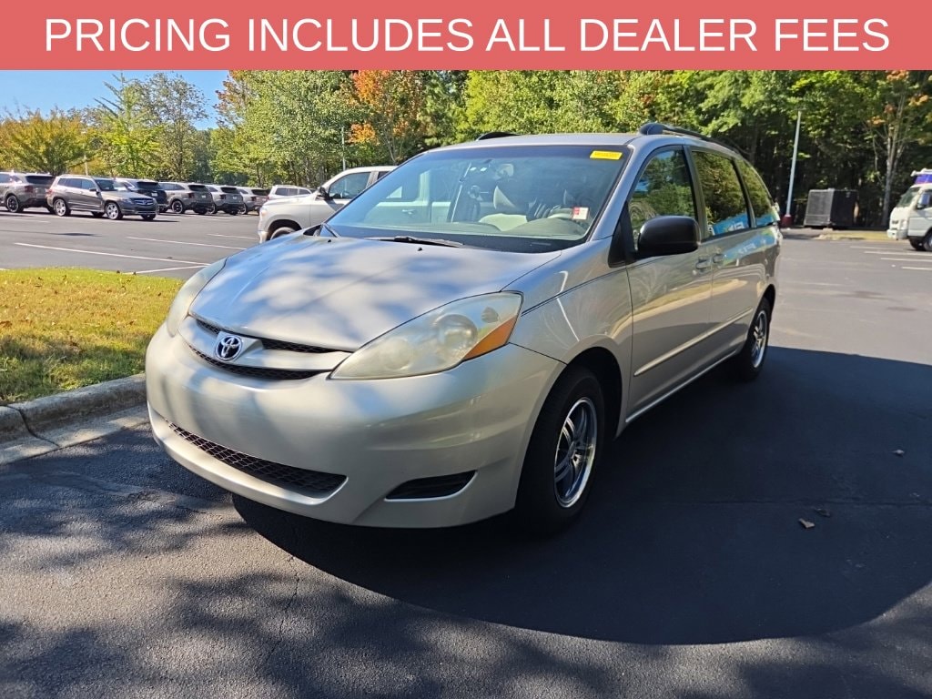 Used 2006 Toyota Sienna LE Minivan/Van