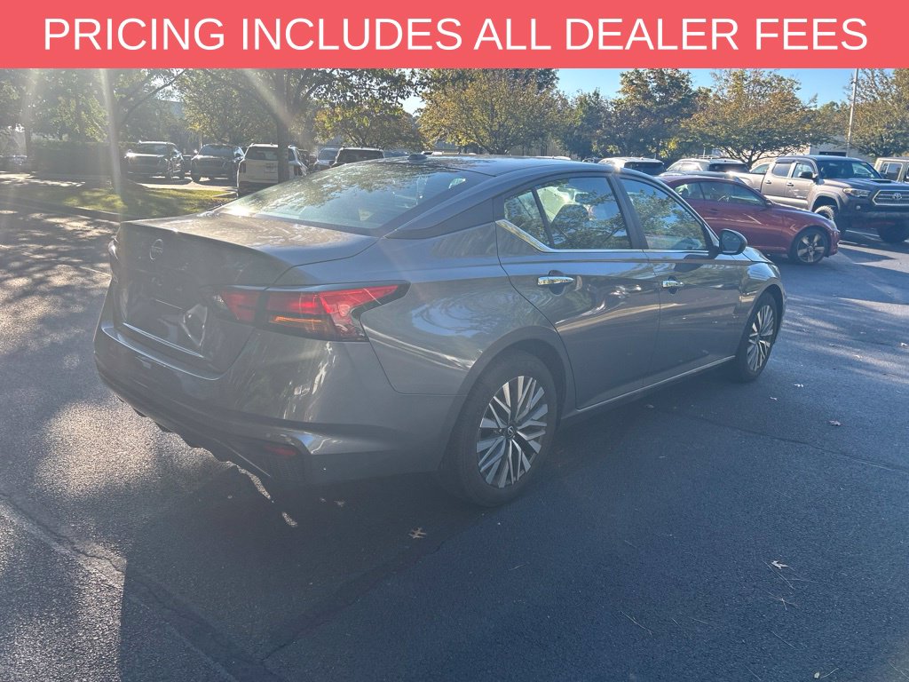 2025 Nissan Altima SV - Photo 8