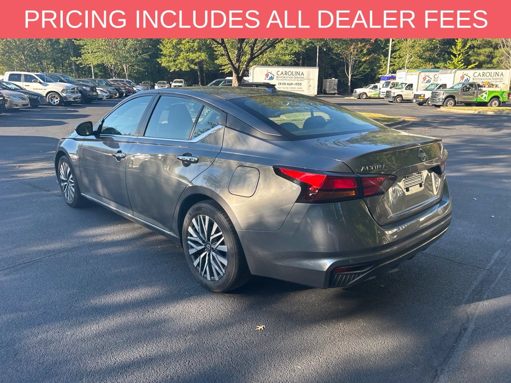 2025 Nissan Altima SV - Photo 6
