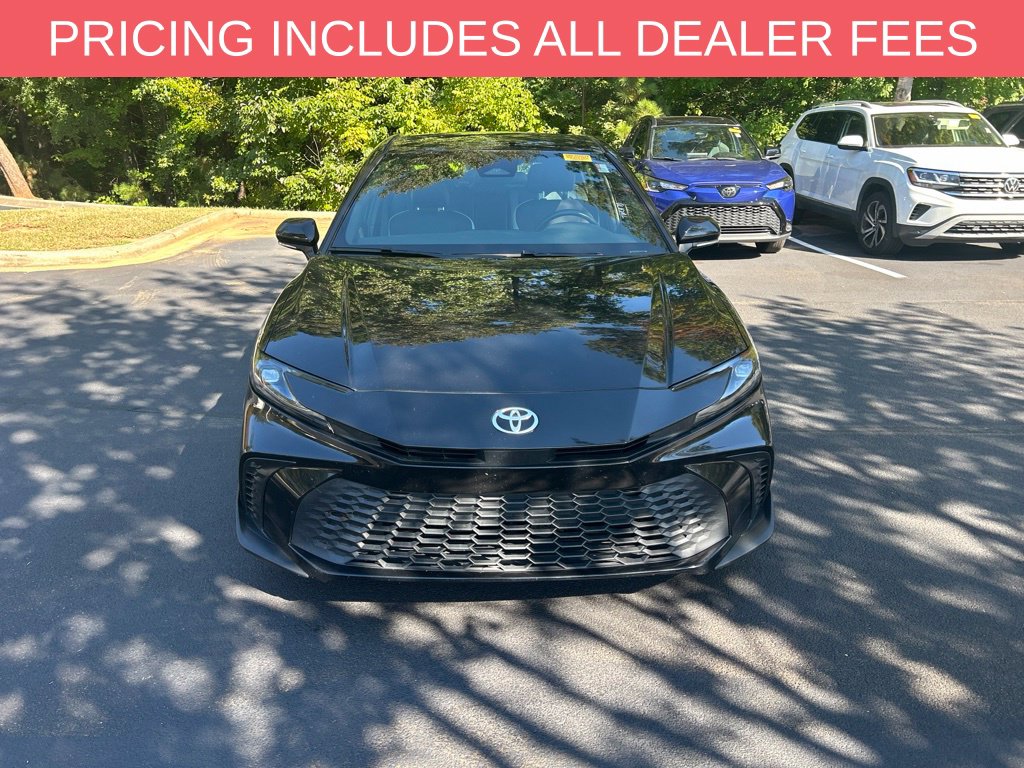 Used 2025 Toyota Camry SE Sedan