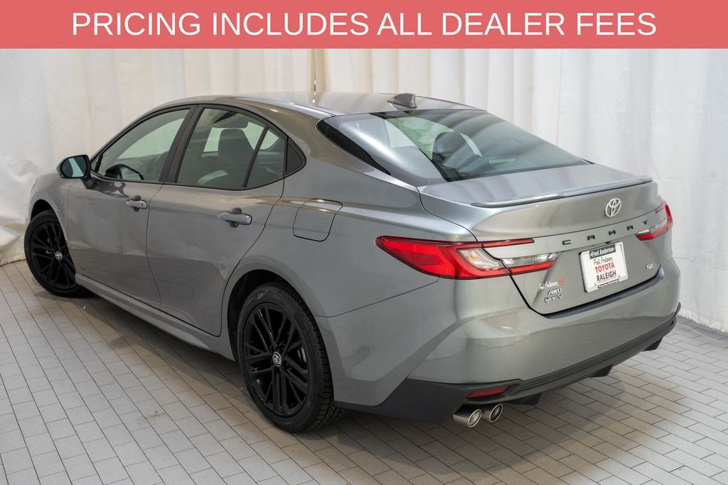 Used 2025 Toyota Camry SE Sedan