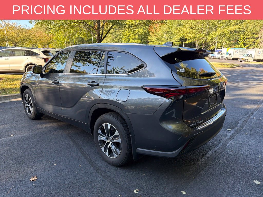 Used 2024 Toyota Highlander XLE SUV