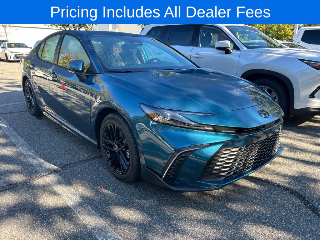 2026 Toyota Camry SE Sedan