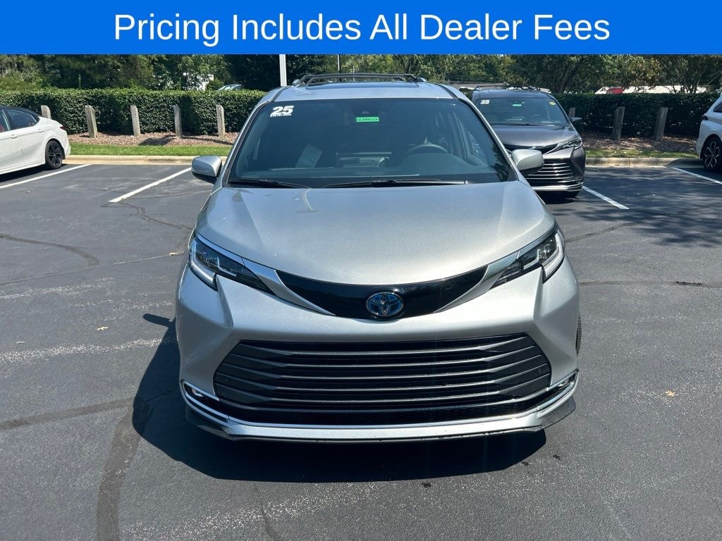 New 2025 Toyota Sienna Limited Van Passenger Van