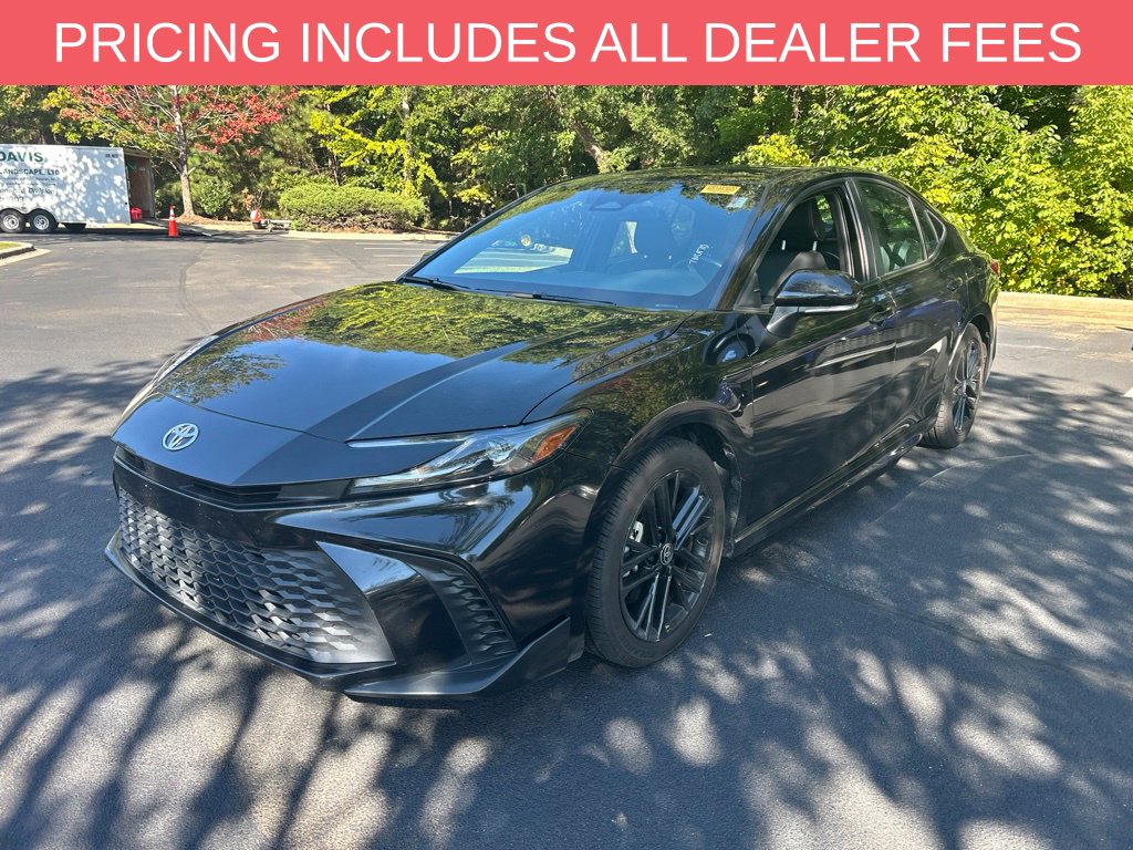 Used 2025 Toyota Camry SE Sedan