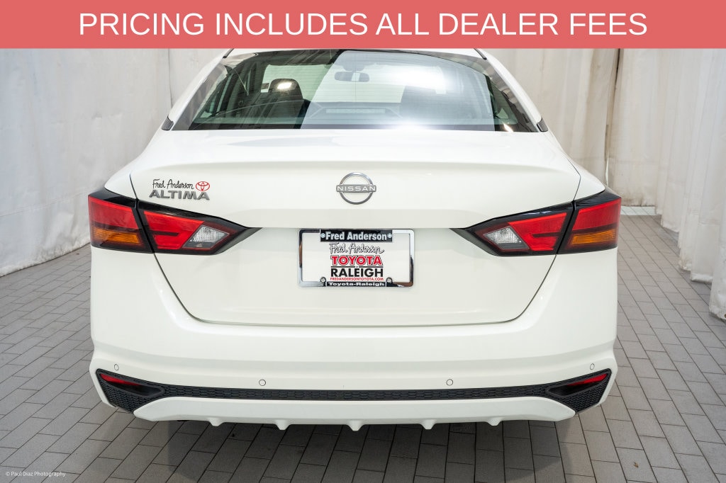 Used 2025 Nissan Altima 2.5 SV Sedan