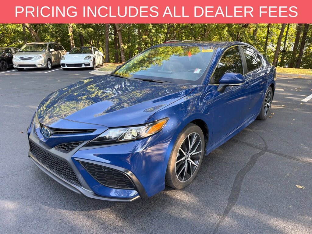 Used 2023 Toyota Camry Hybrid SE Sedan
