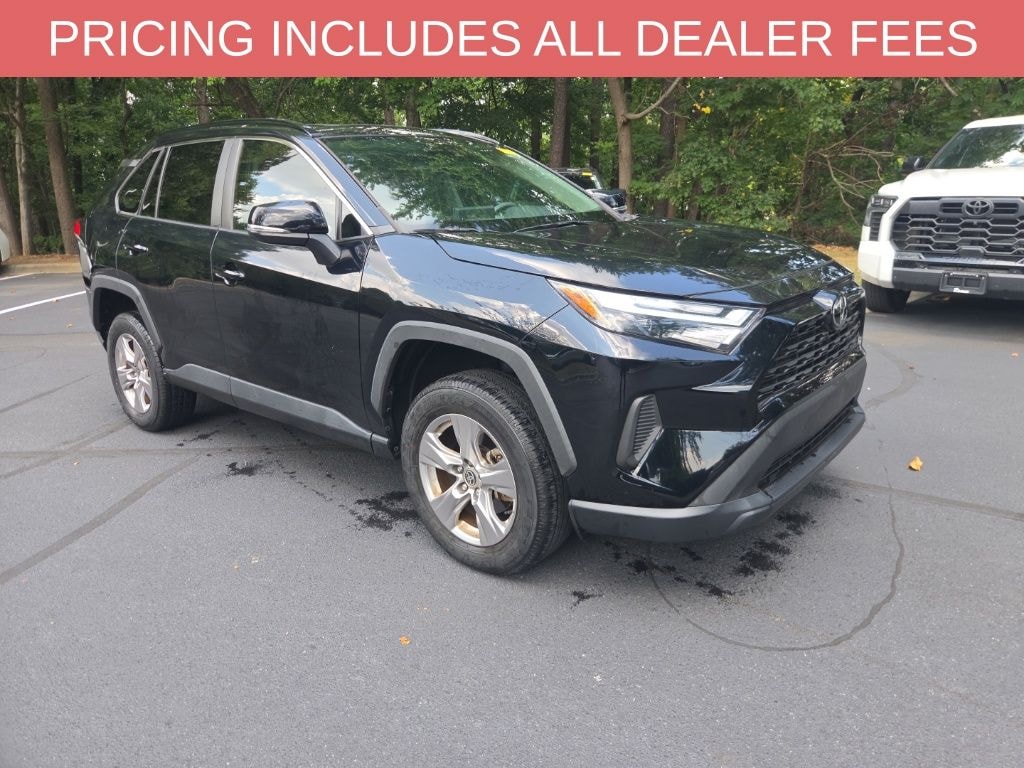 Used 2022 Toyota RAV4 XLE SUV
