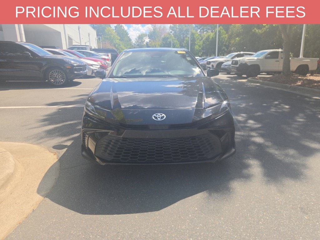 Used 2025 Toyota Camry SE Sedan