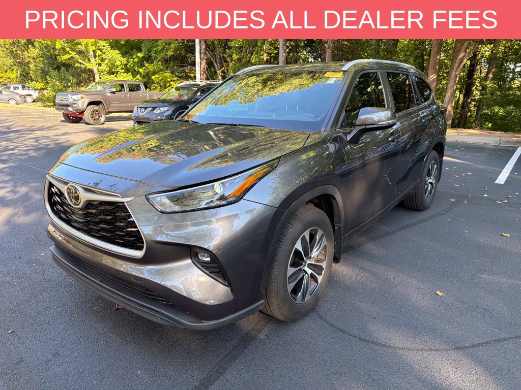 Used 2024 Toyota Highlander XLE SUV