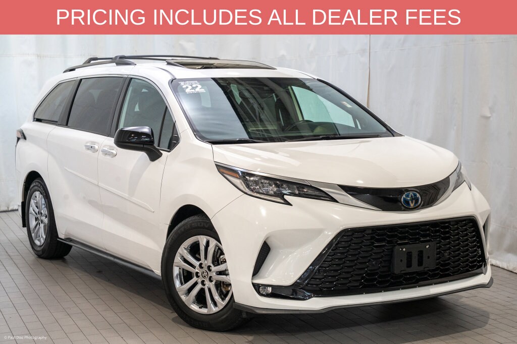 Used 2022 Toyota Sienna XSE Minivan/Van