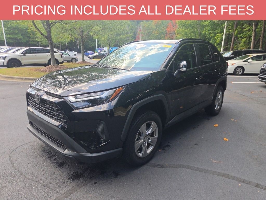 Used 2022 Toyota RAV4 XLE SUV