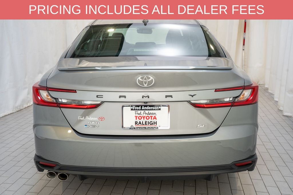 Used 2025 Toyota Camry SE Sedan