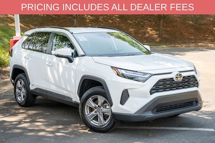 2025 Toyota RAV4 Hybrid XLE SUV