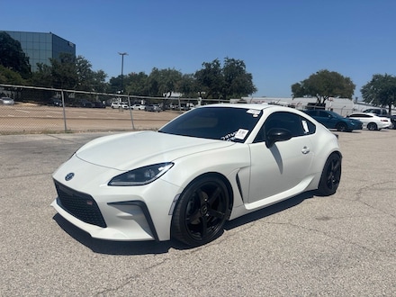 2024 Toyota GR86 Premium w/Black GR Performance Dual Exhaust Coupe
