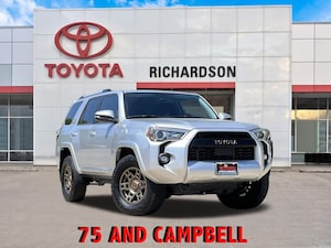 2023 Toyota 4Runner SR5 Premium w/Leather/17-in  Cast Bronze Wheels SUV