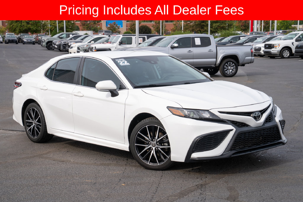 Used 2022 Toyota Camry SE Sedan