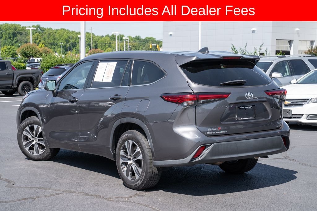 Used 2021 Toyota Highlander XLE SUV