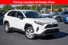2025 Toyota RAV4 LE SUV