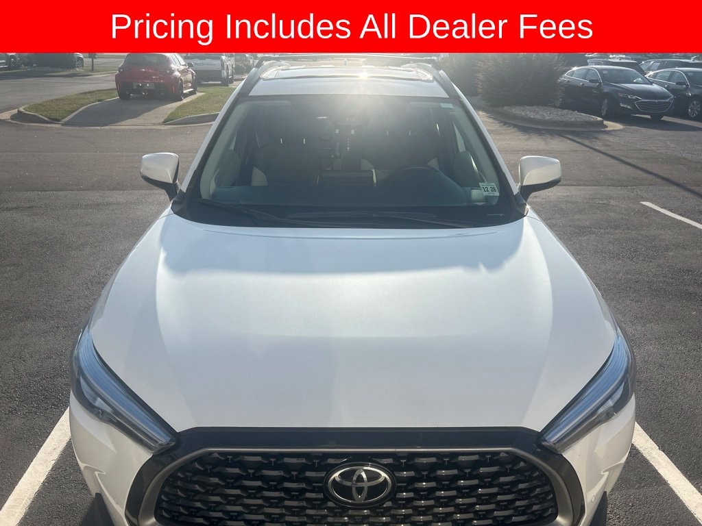 Used 2024 Toyota Corolla Cross XLE SUV