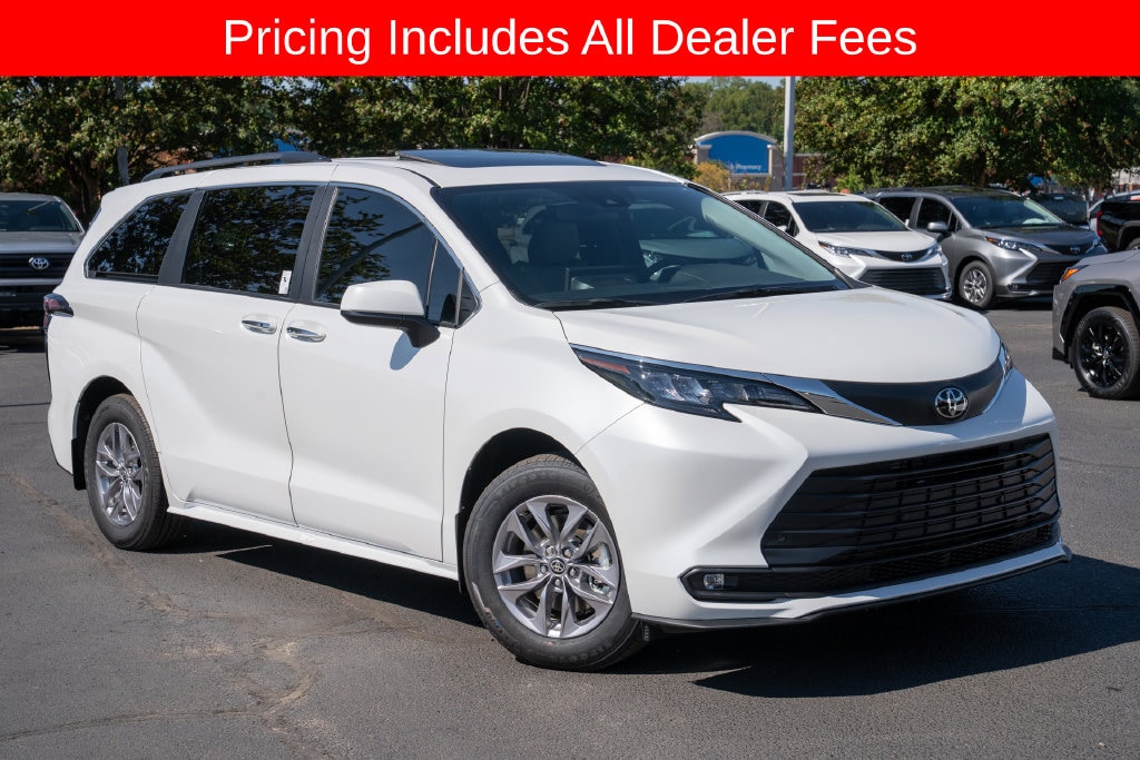 2026 Toyota Sienna 8 PASSENGER 