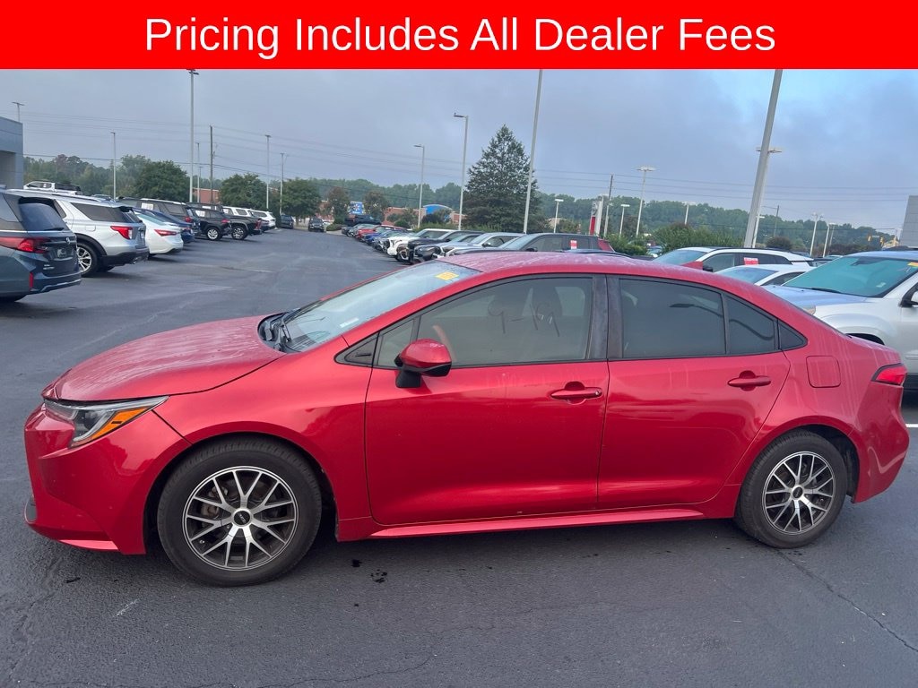 Used 2021 Toyota Corolla LE Sedan