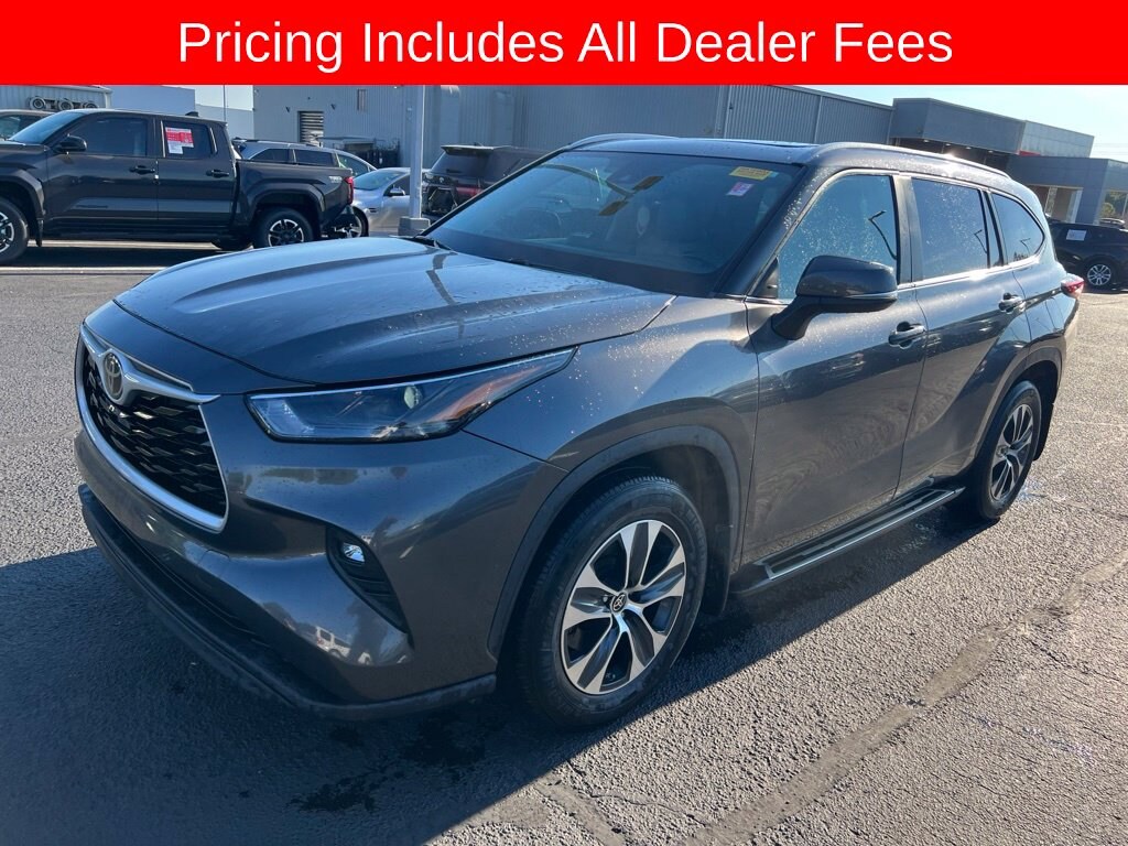 Used 2024 Toyota Highlander XLE SUV