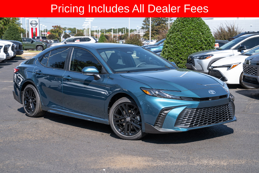 2026 Toyota Camry SE Sedan