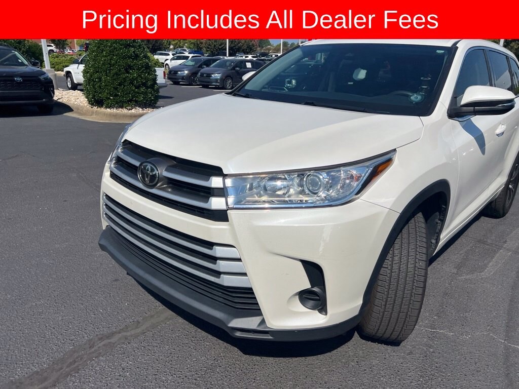Used 2017 Toyota Highlander LE SUV
