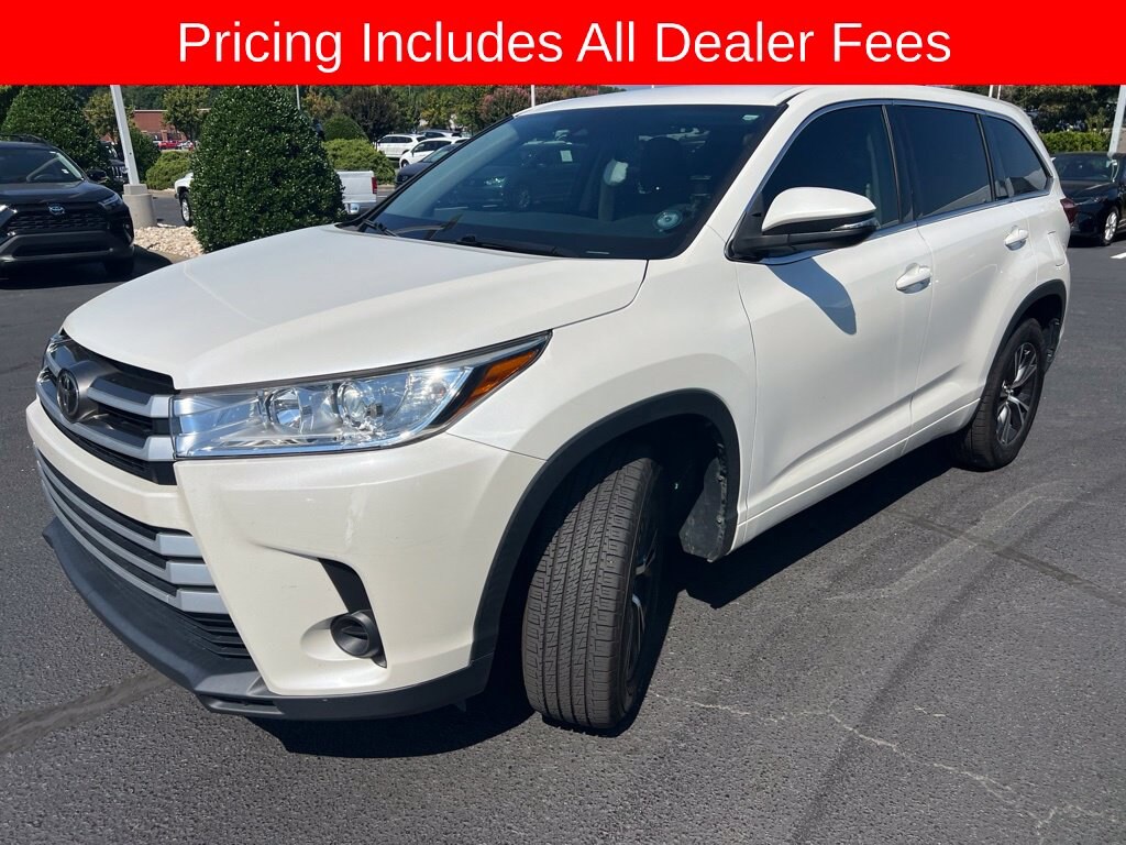 Used 2017 Toyota Highlander LE SUV