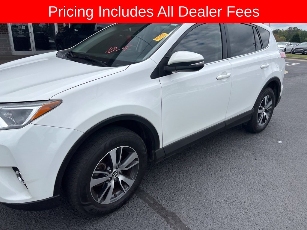 Used 2016 Toyota RAV4 XLE SUV