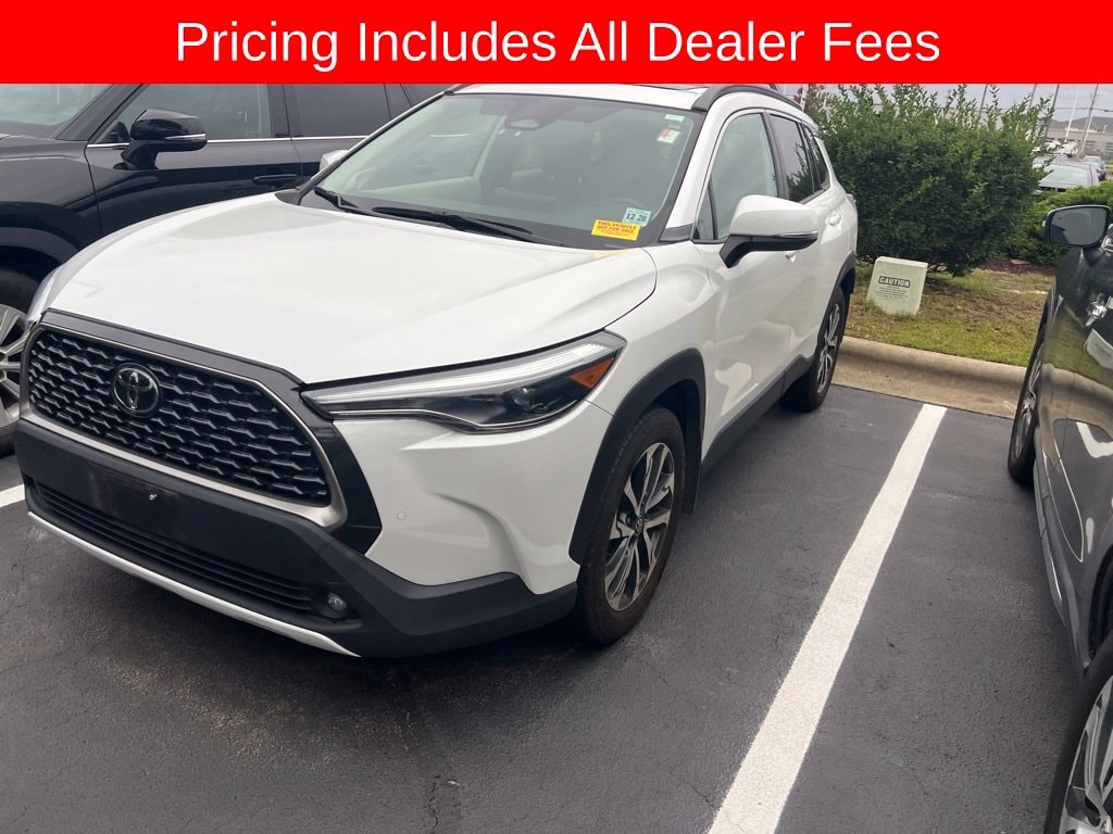 Used 2024 Toyota Corolla Cross XLE SUV