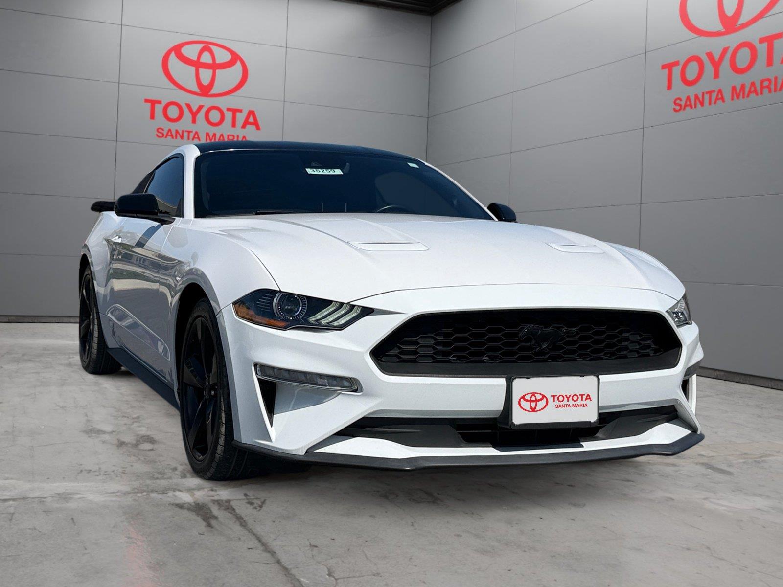 2021 Ford Mustang EcoBoost