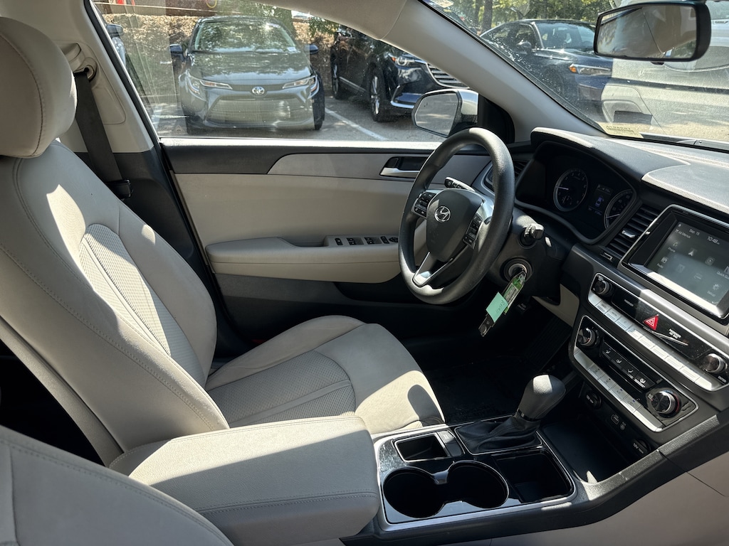 Used 2018 Hyundai Sonata SE Sedan
