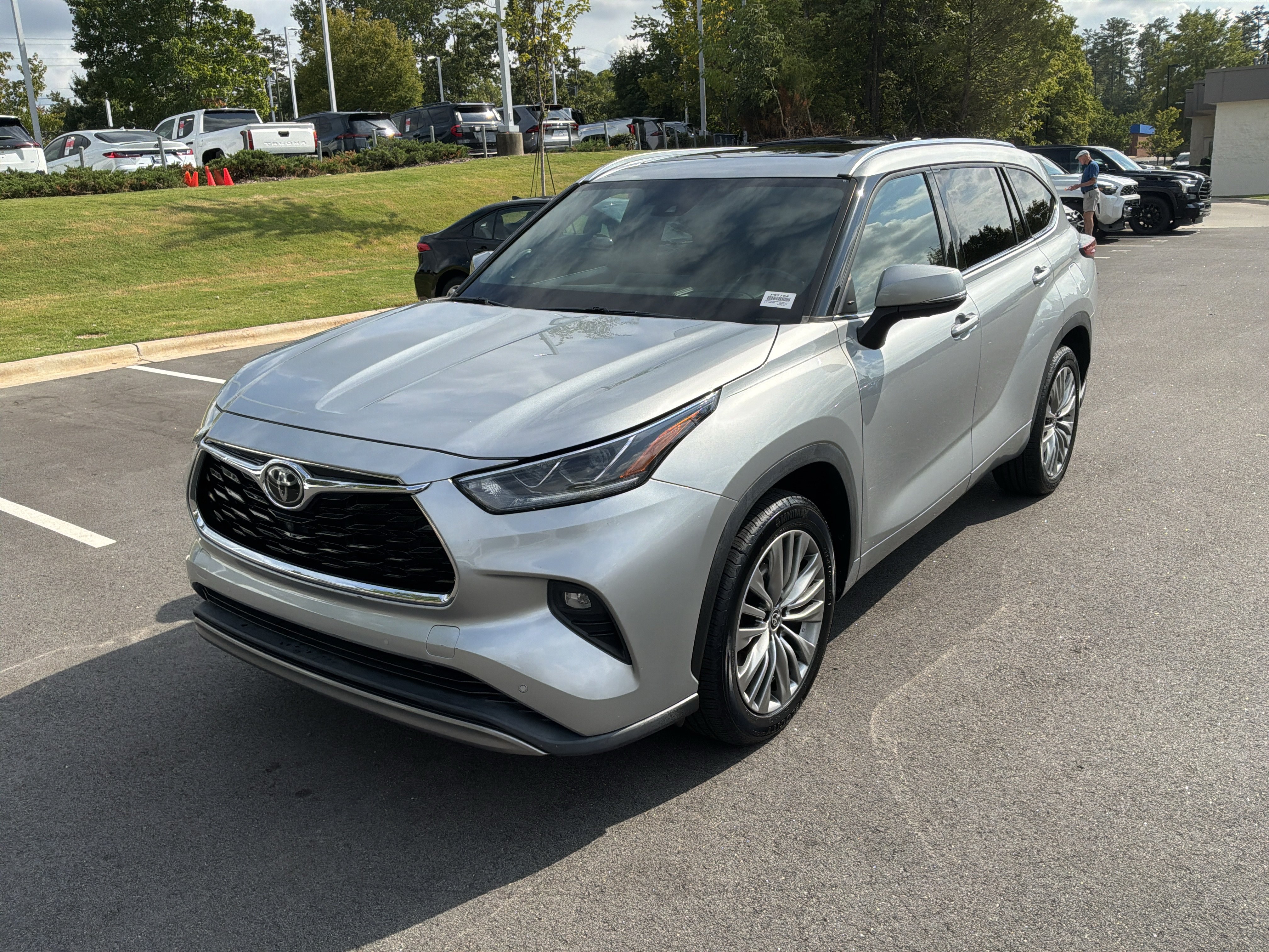 Used 2022 Toyota Highlander Platinum SUV