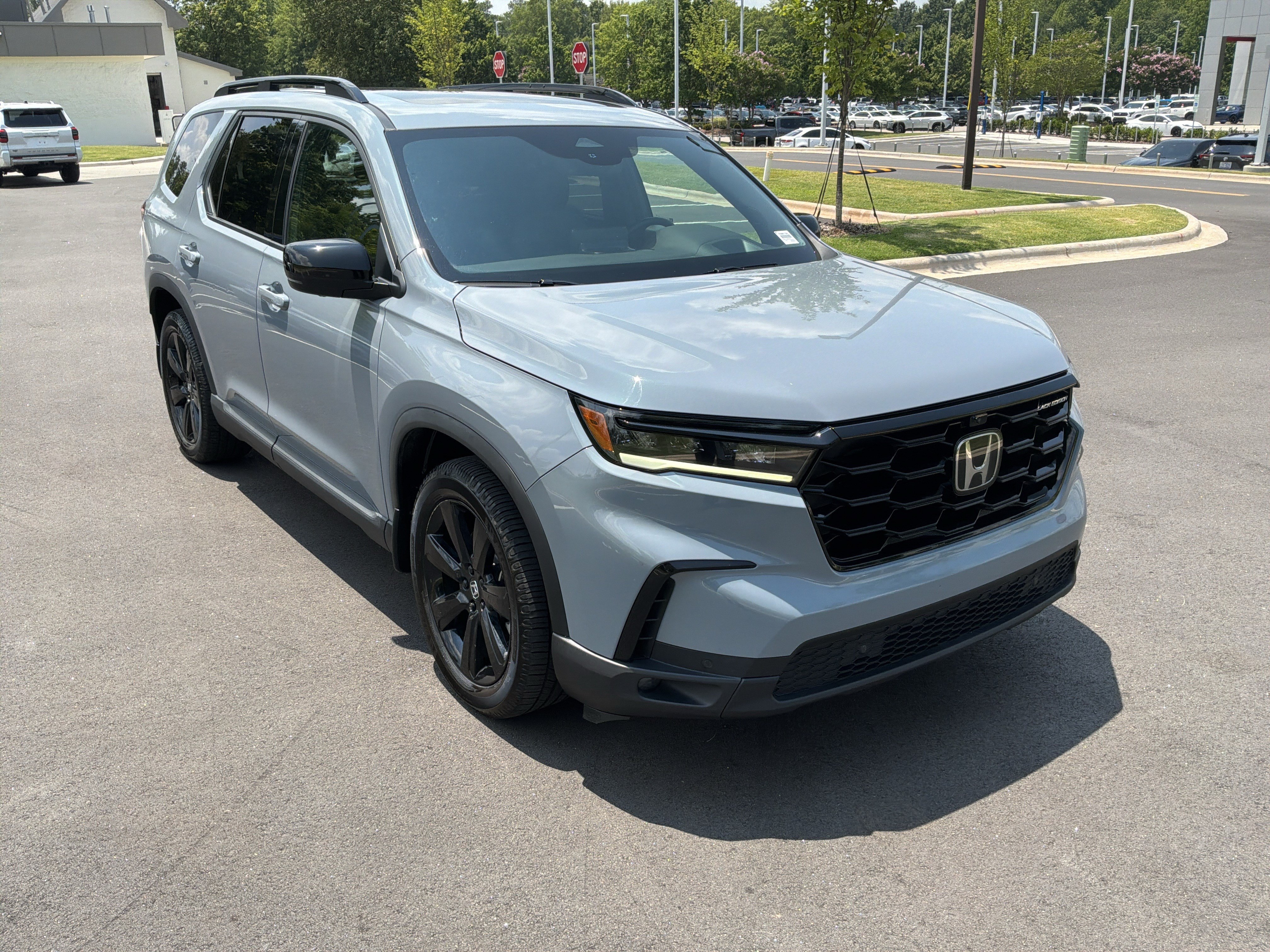 2025 Honda Pilot Black Edition SUV