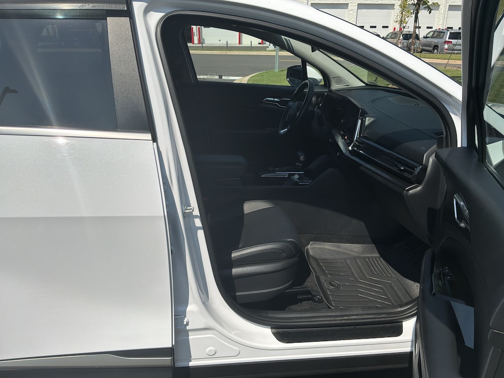 Used 2023 Kia Sportage EX SUV