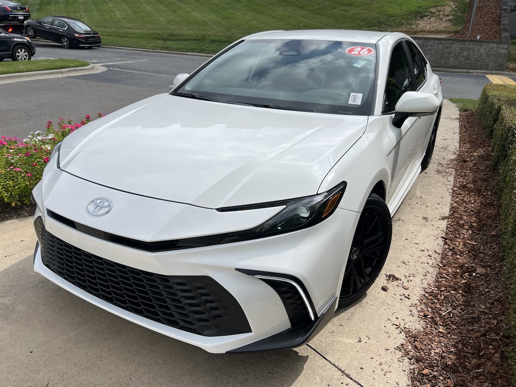 Used 2026 Toyota Camry SE Sedan