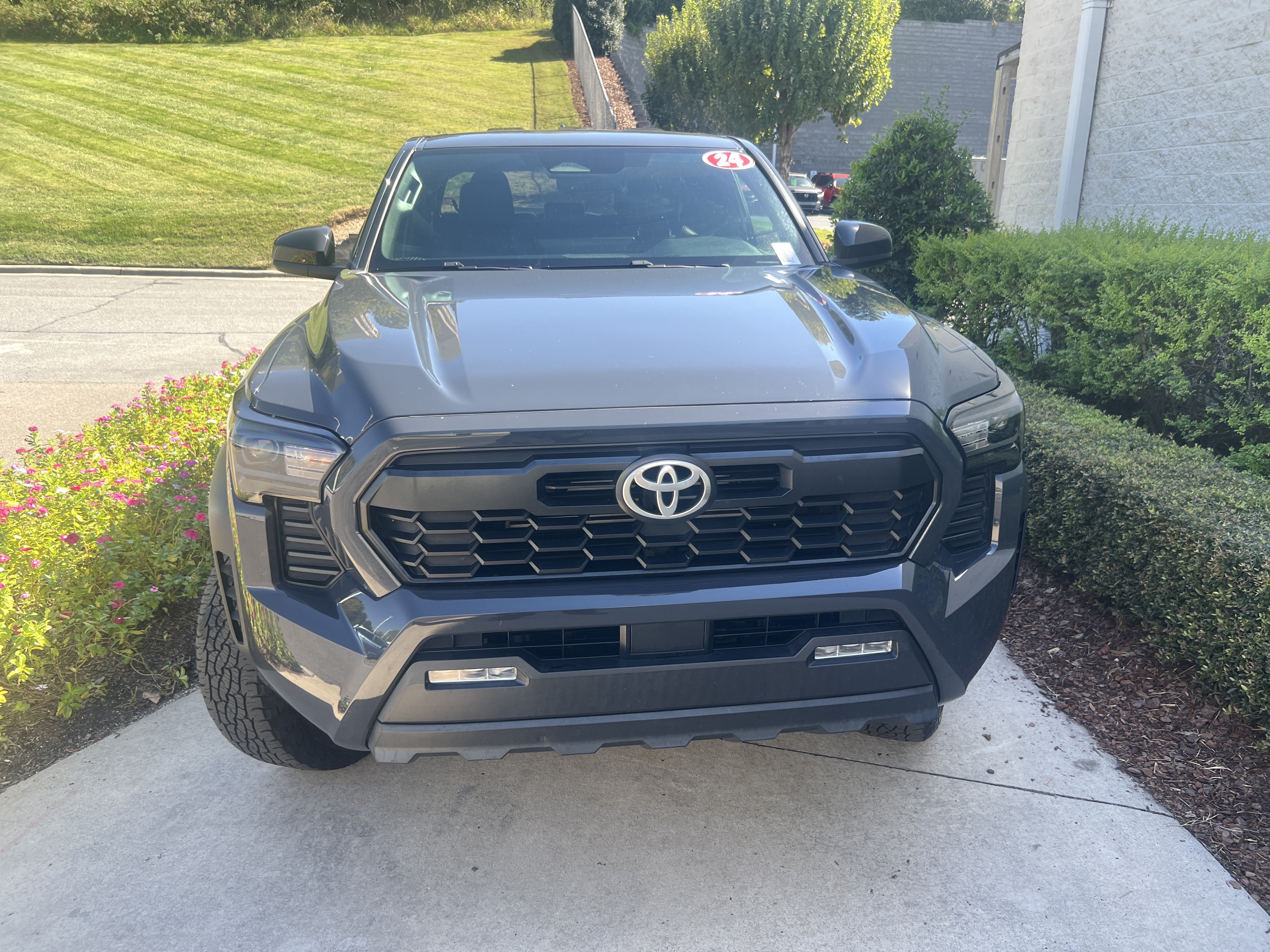 Used 2024 Toyota Tacoma 4WD TRD Off Road Pickup