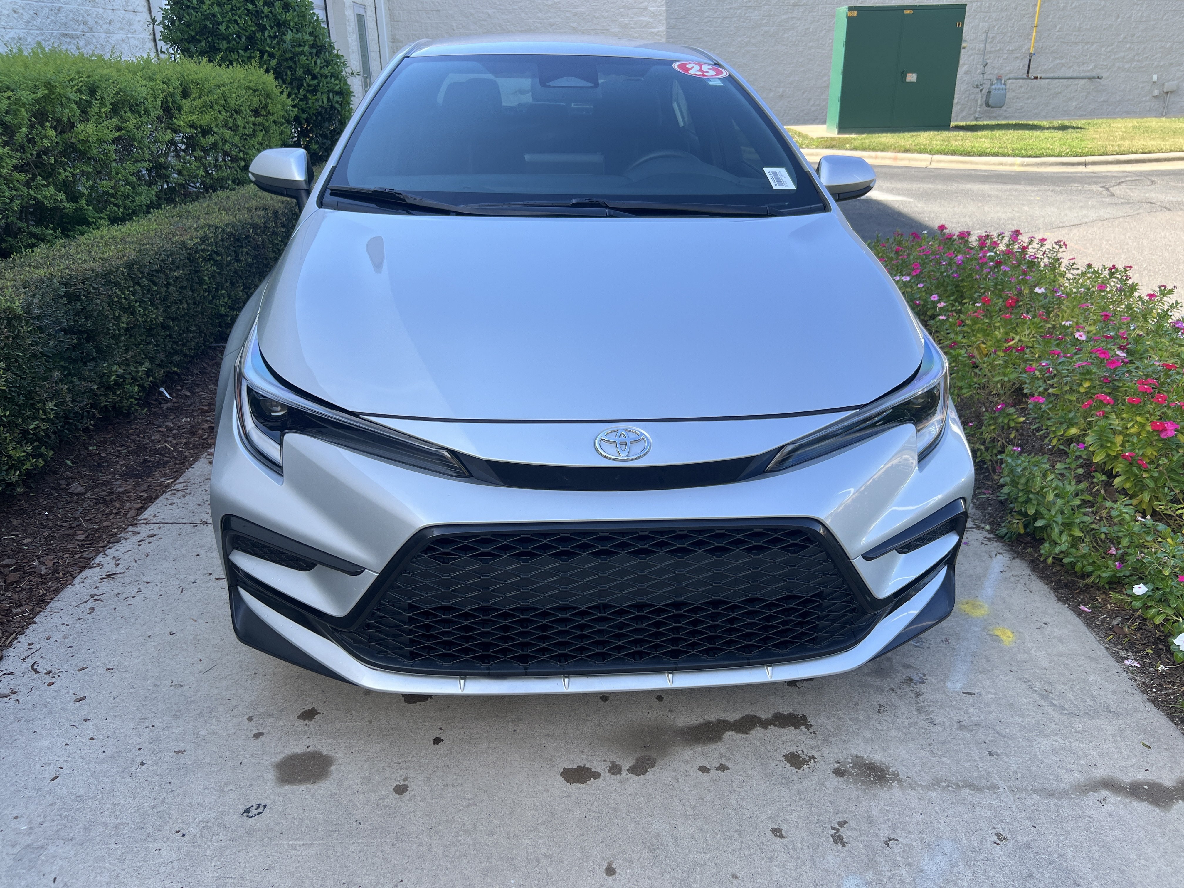 Used 2025 Toyota Corolla SE Sedan